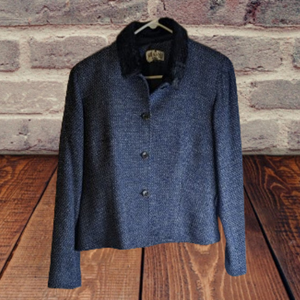 Size 14, Vintage Gianni Sport brand. Blue, Black. Removable collar. fall/winter